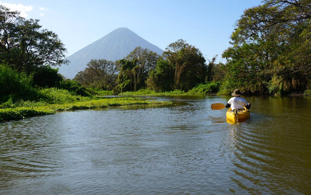 Kayaking Rio Istiam Ometepe