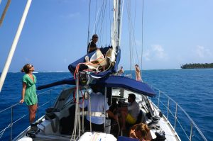 sailing in the san blas - Mintaka