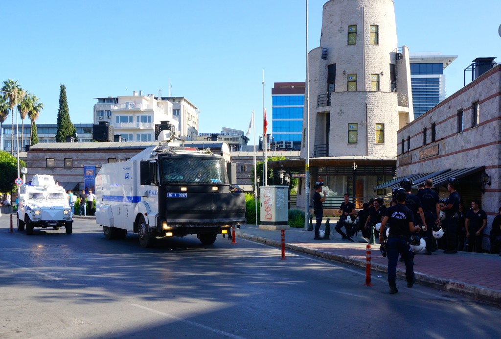 turkish riot police